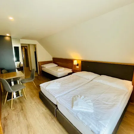 Casa de hóspedes Pinus Slovensky Raj - Cingov Dependance Smižany